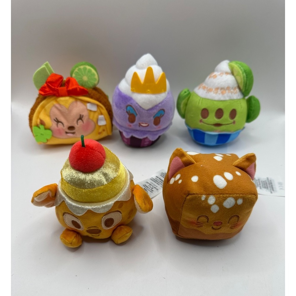 Lot of 5 Disney Munchlings Minnie, Light‎ Up Ursula, Alien, Stitch, Aristocats